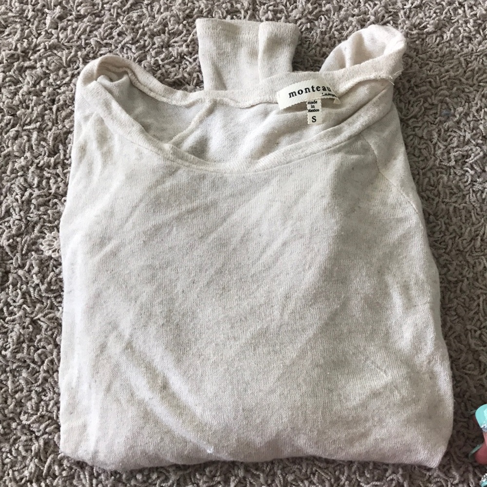 Long sleeve cream cropped sweater with lace